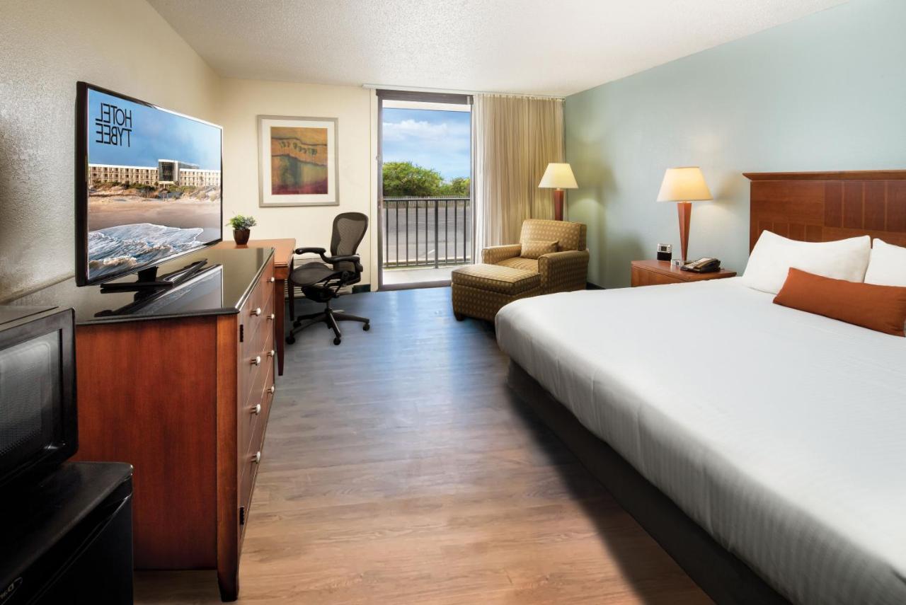Hotel Tybee Тайби Айлънд Екстериор снимка