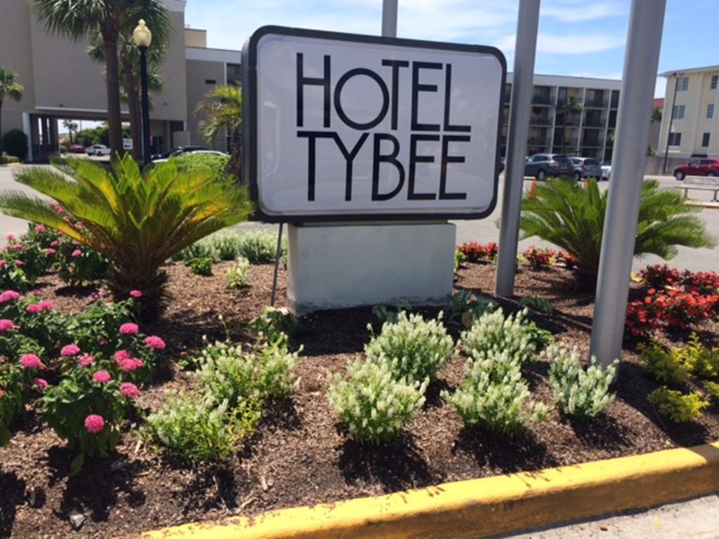 Hotel Tybee Тайби Айлънд Екстериор снимка