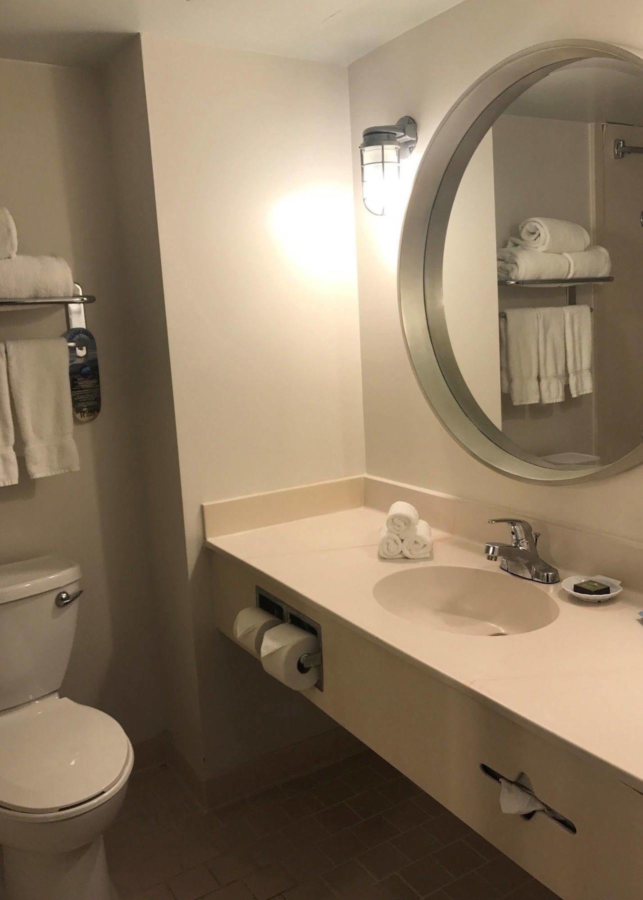 Hotel Tybee Тайби Айлънд Екстериор снимка
