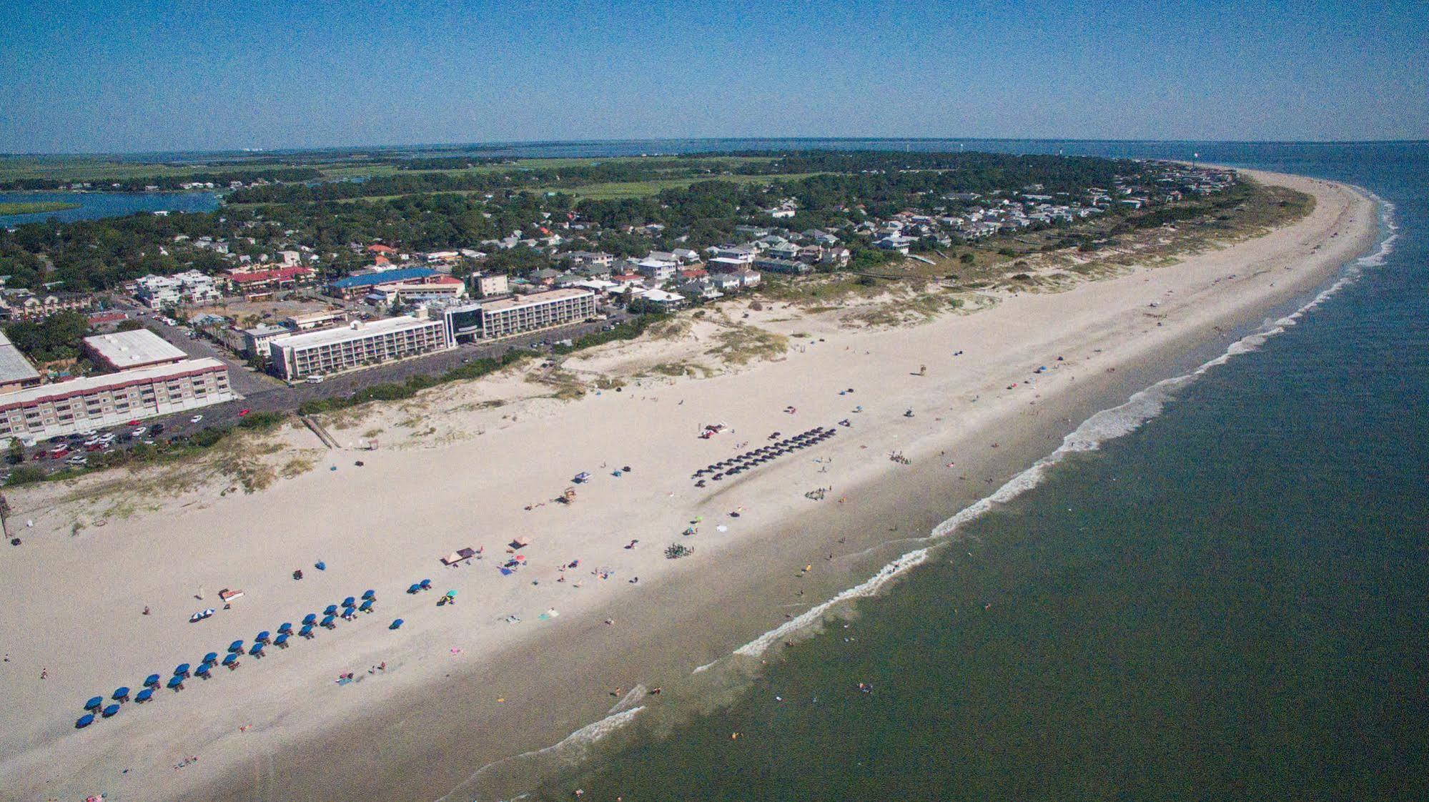Hotel Tybee Тайби Айлънд Екстериор снимка